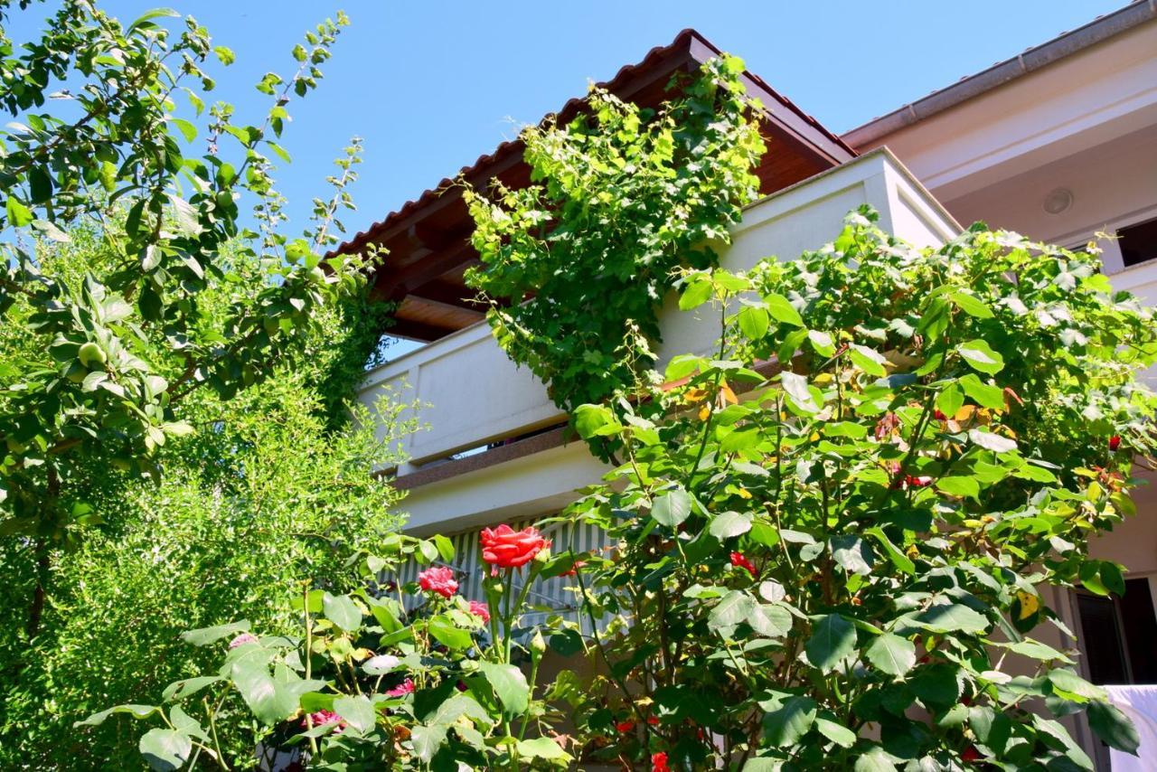 Villy City Apartment Palit Exterior photo